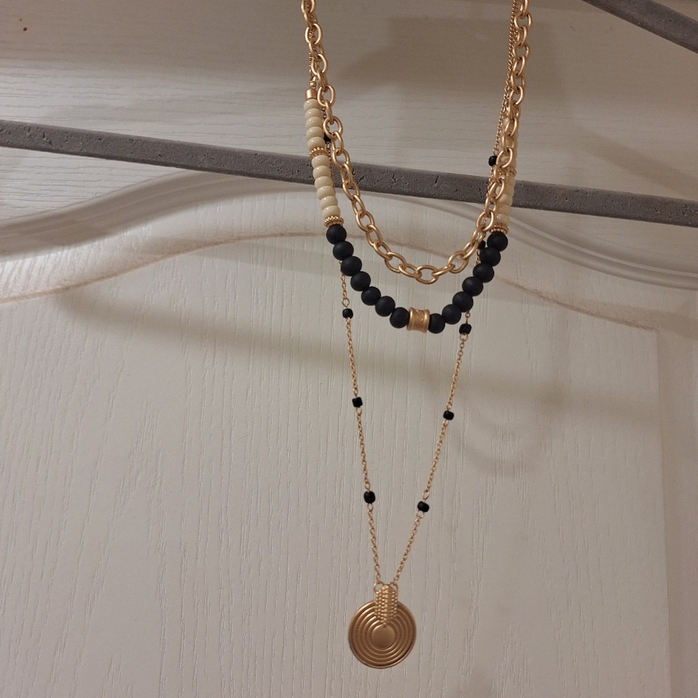 Gold and Black‎ Layered Necklace NWT Ophelia Rose - Picture 4 of 5